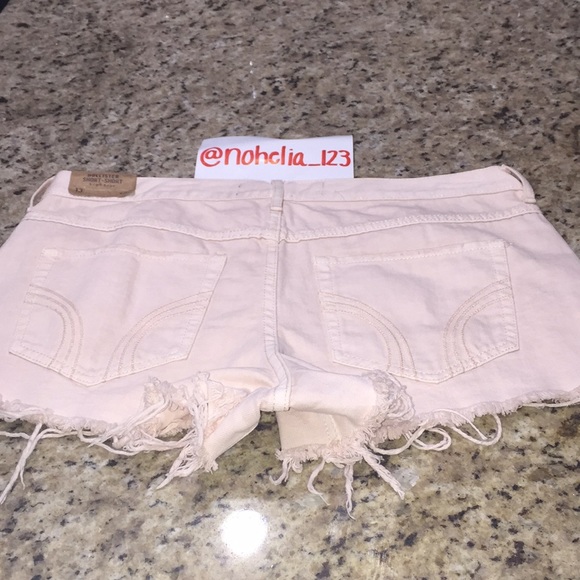 Hollister High Rise Short-Short - Picture 7 of 8